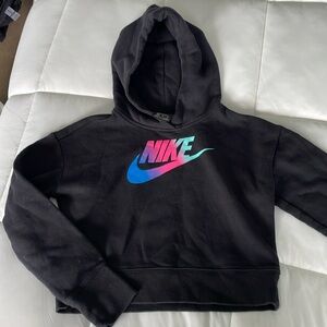 Nike girls XL crop hoodie